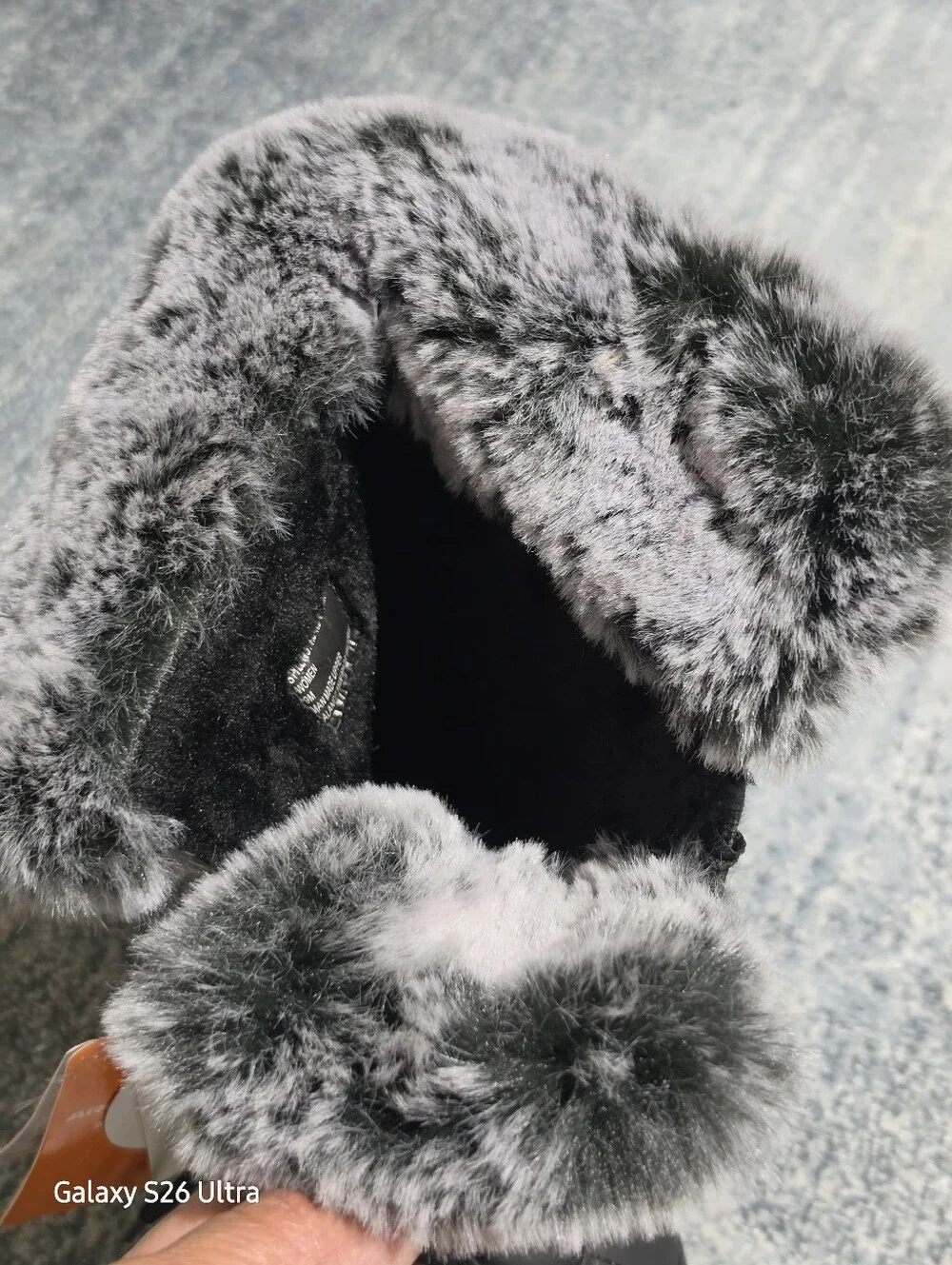 ARTIC SHIELD Women’s Black Winter Snow Boots with Faux Fur Collar Size 9